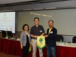Souvenir_Presentation_to_Dr_Aaron_Chiang-1