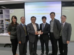 Meeting with HR Link Alumni Association reps Frankie Tsang and Ms Ellmo Lai
